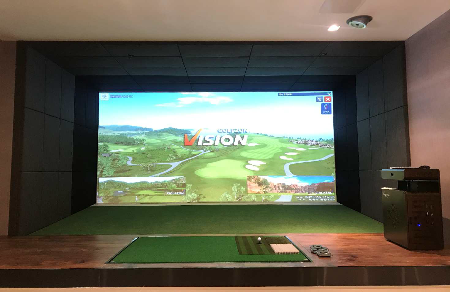 高端精準(zhǔn)高速攝像高爾夫室內(nèi)模擬器 SY-G6款